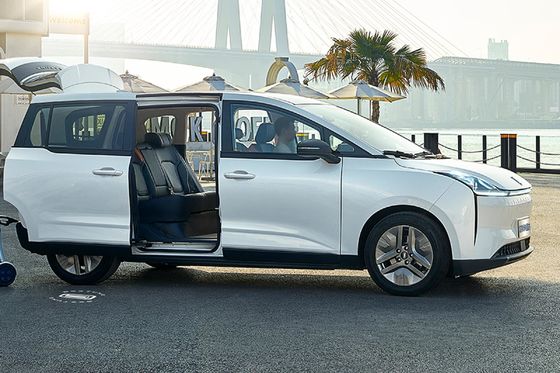 FAW Benteng Nat Pure Electric Car MPV 5 Seater New Energy Vehicle For Families