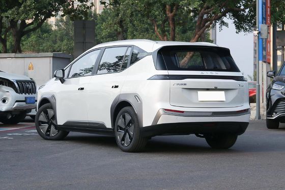 AION Y Plus Electric 5 Seater Car 150Km/h Front Engine 4 Wheel Drive Electric SUV