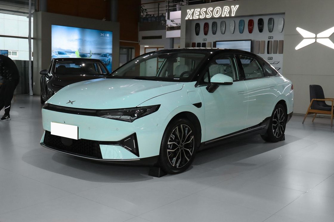 4 Door Xpeng P5 Electric Vehicle SUV 450KM New Energy 5 Seats 155kW