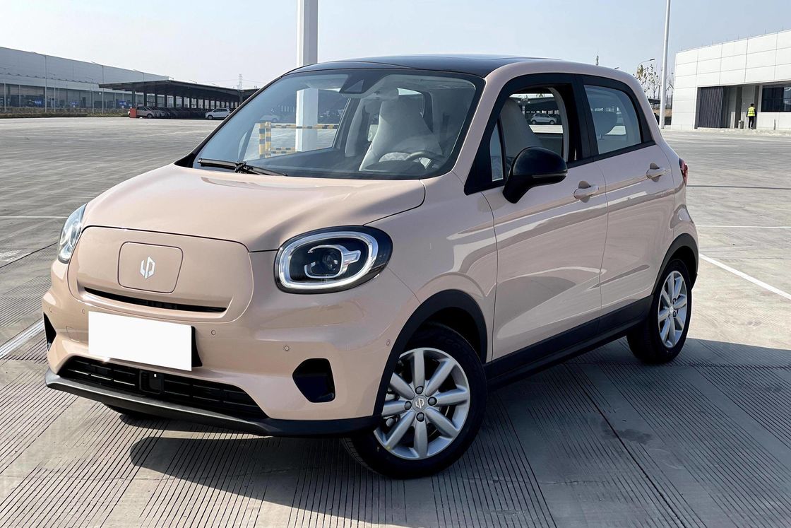 Lingpao T03 EV Mini Electric Car Electrical Motors 5 Seats Left Hand Drive 403KM